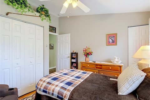 House in Hudson, Florida 2 bedrooms, 151.99 sq.m. № 2396508 - photo 14