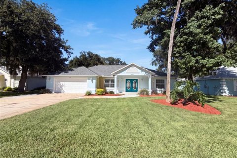 House in Ormond Beach, Florida 3 bedrooms, 163.14 sq.m. № 2284152