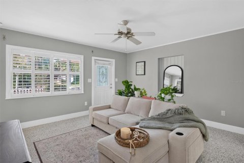 Villa ou maison à vendre à Punta Gorda, Floride: 2 chambres, 112.6 m2 № 2352318 - photo 3
