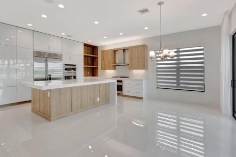 Купить виллу или дом в Бока-Ратон, Флорида 5 комнат, 451.69м2, № 2428482 - фото 12