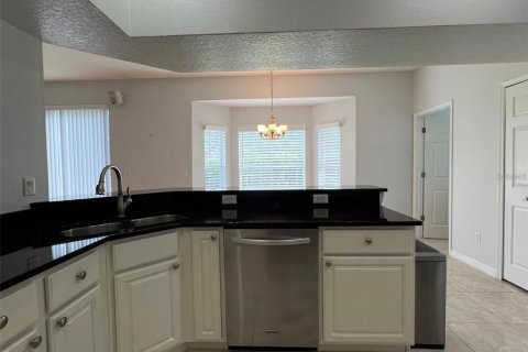 Villa ou maison à louer à Orlando, Floride: 3 chambres, 239.69 m2 № 2354390 - photo 10