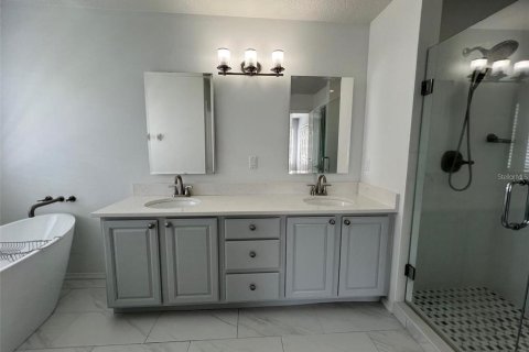 Villa ou maison à louer à Orlando, Floride: 3 chambres, 239.69 m2 № 2354390 - photo 15