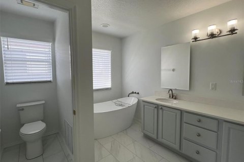 Villa ou maison à louer à Orlando, Floride: 3 chambres, 239.69 m2 № 2354390 - photo 16