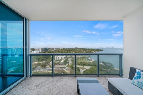Condo in Miami, Florida, 2 bedrooms  № 2189446 - photo 19