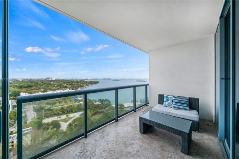 Condo in Miami, Florida, 2 bedrooms № 2189446