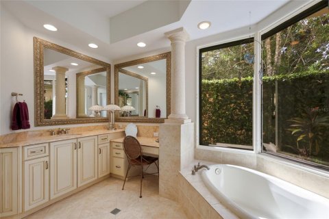 Villa ou maison à vendre à Lakewood Ranch, Floride: 4 chambres, 359.62 m2 № 2437277 - photo 30