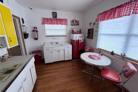 House in Avon Park, Florida 1 bedroom, 108.14 sq.m. № 2118618 - photo 6