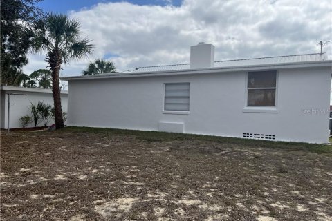 House in Avon Park, Florida 1 bedroom, 108.14 sq.m. № 2118618 - photo 20