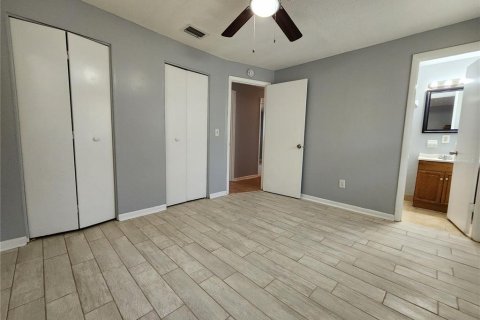 Снять в аренду виллу или дом в Джэксонвилл, Флорида 4 спальни, 103.49м2, № 1855498 - фото 5