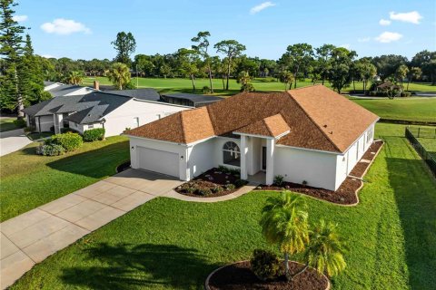 Villa ou maison à vendre à Sarasota, Floride: 3 chambres, 263.01 m2 № 2398744 - photo 5