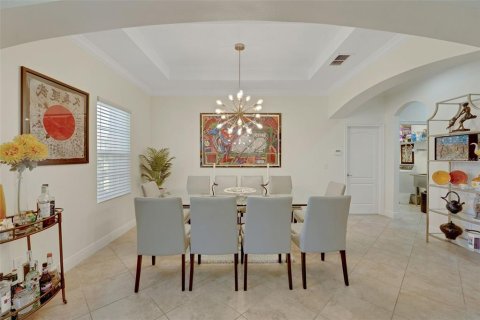 House in Sanford, Florida 4 bedrooms, 302.95 sq.m. № 1904359 - photo 5