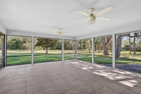 House in Edgewater, Florida 3 bedrooms, 197.7 sq.m. № 2123506 - photo 26