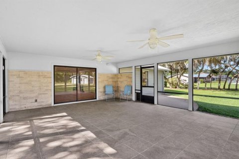 House in Edgewater, Florida 3 bedrooms, 197.7 sq.m. № 2123506 - photo 24