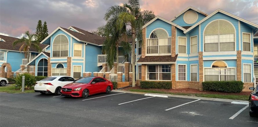 Condo in Kissimmee, Florida, 3 bedrooms  № 2210903