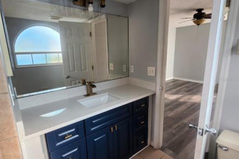 Condo in Kissimmee, Florida, 3 bedrooms  № 2210903 - photo 13