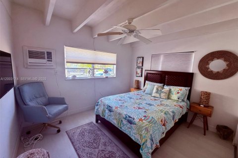 Condo in Lake Worth, Florida, 2 bedrooms  № 2170413 - photo 7