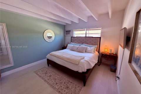 Condo in Lake Worth, Florida, 2 bedrooms  № 2170413 - photo 8