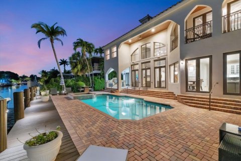 Villa ou maison à vendre à Fort Lauderdale, Floride: 5 chambres, 499.54 m2 № 2087391 - photo 3