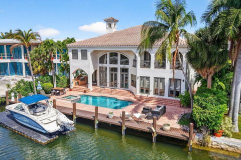 Villa ou maison à Fort Lauderdale, Floride 5 chambres, 499.54 m2 № 2087391