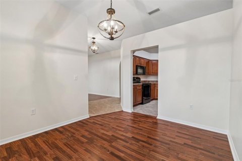 Villa ou maison à vendre à Valrico, Floride: 4 chambres, 179.86 m2 № 2275643 - photo 10