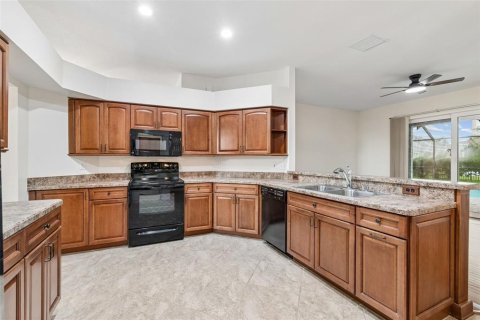 Villa ou maison à vendre à Valrico, Floride: 4 chambres, 179.86 m2 № 2275643 - photo 17
