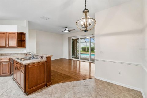 Villa ou maison à vendre à Valrico, Floride: 4 chambres, 179.86 m2 № 2275643 - photo 19
