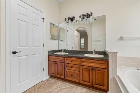 Villa ou maison à vendre à Valrico, Floride: 4 chambres, 179.86 m2 № 2275643 - photo 28