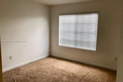 Touwnhouse à louer à Lauderhill, Floride: 2 chambres, 104.05 m2 № 1998312 - photo 6