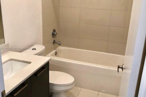 Touwnhouse à louer à Lauderhill, Floride: 2 chambres, 104.05 m2 № 1998312 - photo 4