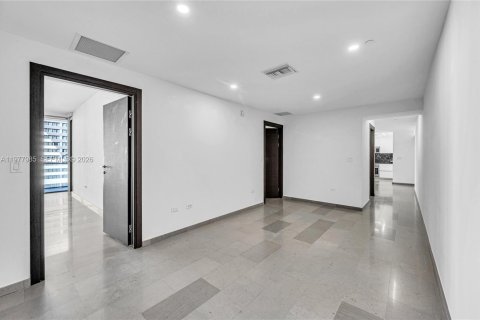 Купить кондоминиум в Майами, Флорида 3 спальни, 176.33м2, № 2186041 - фото 28