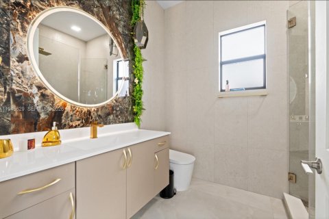 Casa en venta en Miramar, Florida, 4 dormitorios, 251.21 m2 № 2002028 - foto 11