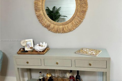 Condo in South Palm Beach, Florida, 1 bedroom  № 1924417 - photo 5