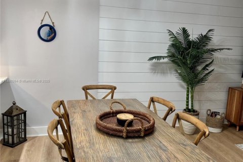 Condo in South Palm Beach, Florida, 1 bedroom  № 1924417 - photo 6