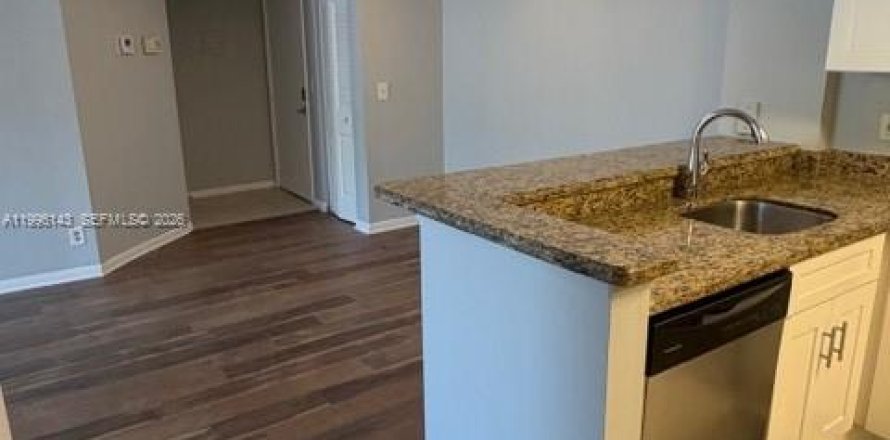 Condo in Plantation, Florida, 2 bedrooms  № 2058794