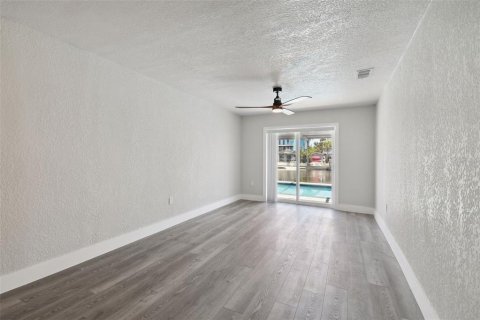 Villa ou maison à vendre à Hernando Beach, Floride: 3 chambres, 146.6 m2 № 1750019 - photo 11