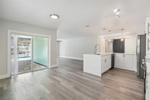 Villa ou maison à vendre à Hernando Beach, Floride: 3 chambres, 146.6 m2 № 1750019 - photo 21