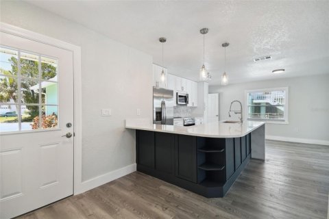 Villa ou maison à vendre à Hernando Beach, Floride: 3 chambres, 146.6 m2 № 1750019 - photo 26