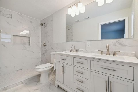 Villa ou maison à vendre à Hernando Beach, Floride: 3 chambres, 146.6 m2 № 1750019 - photo 28