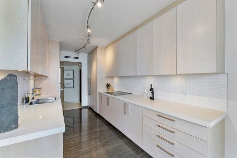 Купить кондоминиум в Майами-Бич, Флорида 2 спальни, 162.58м2, № 1973174 - фото 11