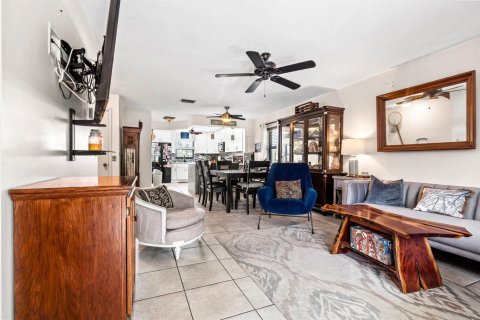 Touwnhouse à vendre à Pompano Beach, Floride: 3 chambres, 165.37 m2 № 2179796 - photo 10