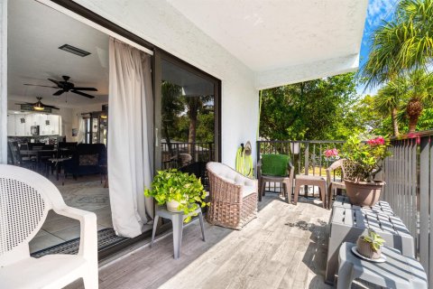 Touwnhouse à vendre à Pompano Beach, Floride: 3 chambres, 165.37 m2 № 2179796 - photo 3