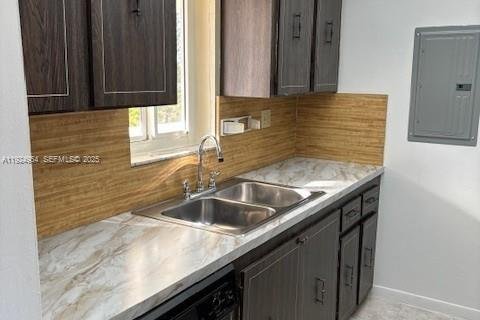 Copropriété à louer à Miami, Floride: 1 chambre, 65.22 m2 № 1983116 - photo 2