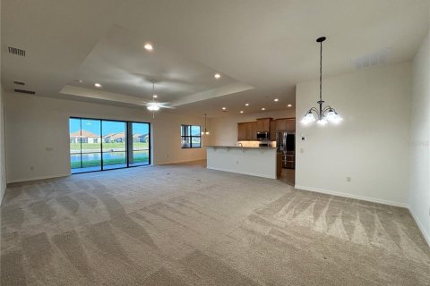 Villa ou maison à vendre à Winter Haven, Floride: 3 chambres, 191.1 m2 № 2431125 - photo 5