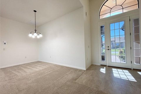 Villa ou maison à vendre à Winter Haven, Floride: 3 chambres, 191.1 m2 № 2431125 - photo 8