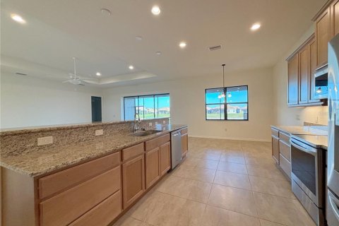 Villa ou maison à vendre à Winter Haven, Floride: 3 chambres, 191.1 m2 № 2431125 - photo 11