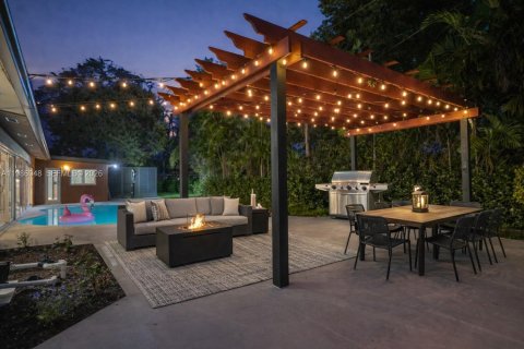 Купить виллу или дом в Пайнкрест, Флорида 5 спален, 267м2, № 2044840 - фото 26