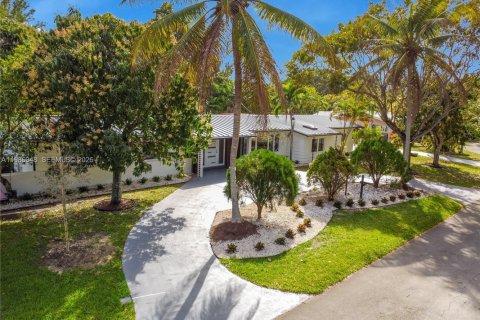 Дом в Пайнкрест, Флорида 5 спален, 267м2 № 2044840