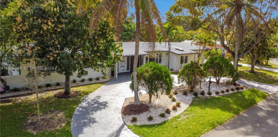 Дом в Пайнкрест, Флорида 5 спален, 267м2 № 2044840