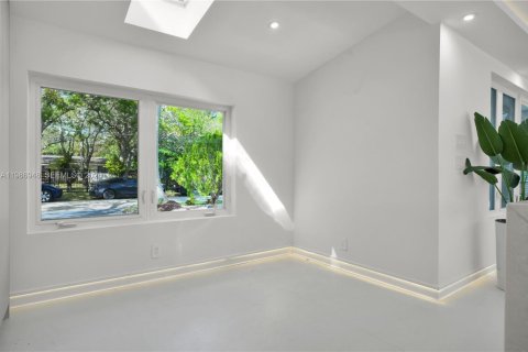 Купить виллу или дом в Пайнкрест, Флорида 5 спален, 267м2, № 2044840 - фото 12