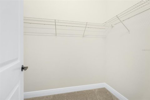 House in Bradenton, Florida 3 bedrooms, 221.01 sq.m. № 2203360 - photo 18